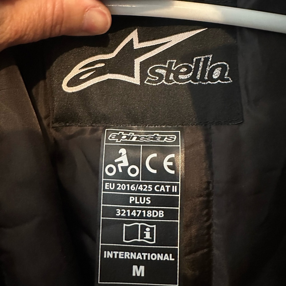 Alpinestars Women's Black and Pink Jacket - Picture 6 of 7